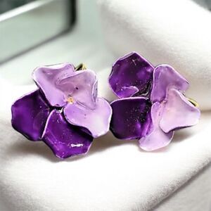 Denton Fine Bone China Screwback Earrings – Purple Flowers